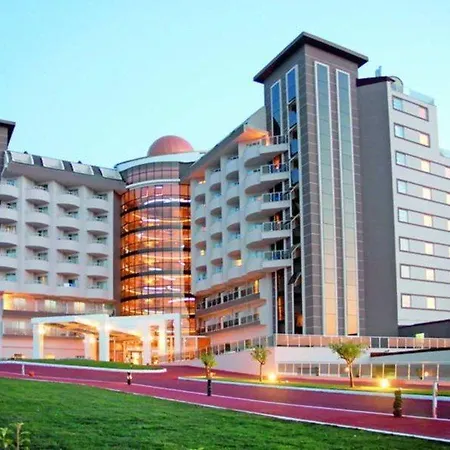 Hotel Saturn Palace Kundu