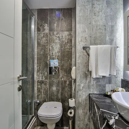 Saturn Palace Szálloda 5*
