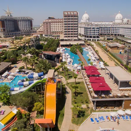 Saturn Palace Hotel