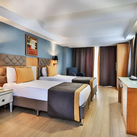 Saturn Palace Ξενοδοχείο 5*