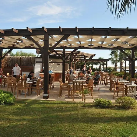 Saturn Palace Ξενοδοχείο