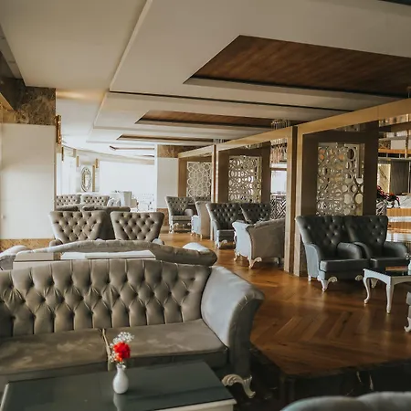 Ξενοδοχείο Saturn Palace 5*